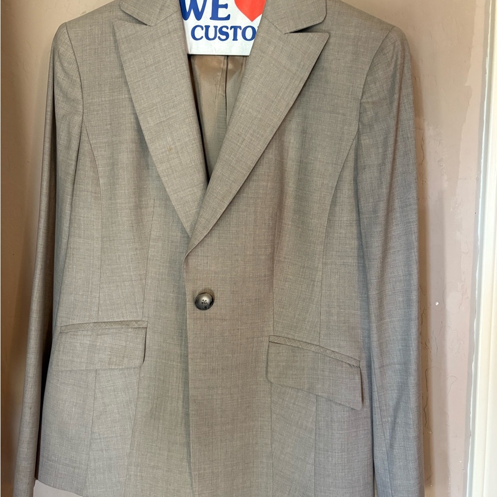 Women’s  Jones New York Gray Suit (Stretch) - Picture 2 of 12